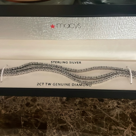 Diamond bracelet - Picture 2 of 5